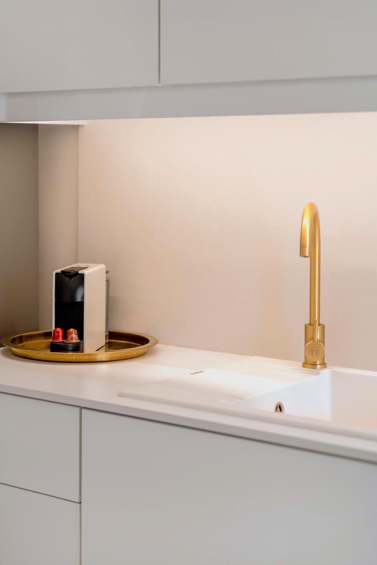 Boutique3436 Luxury Apartment Athén Kültér fotó